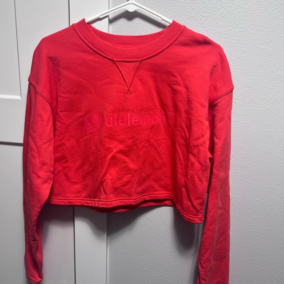 Like new lululemon all yours cropped crew - lunar new year - Picture 1 of 2
